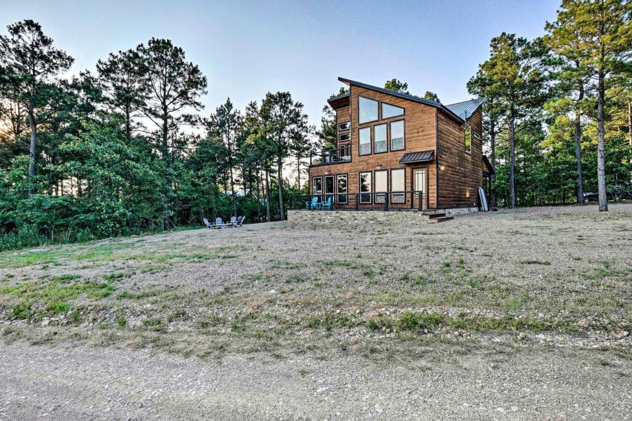 Modern Cabin With Hot Tub And Panoramic Views! Villa Broken Bow Eksteriør billede