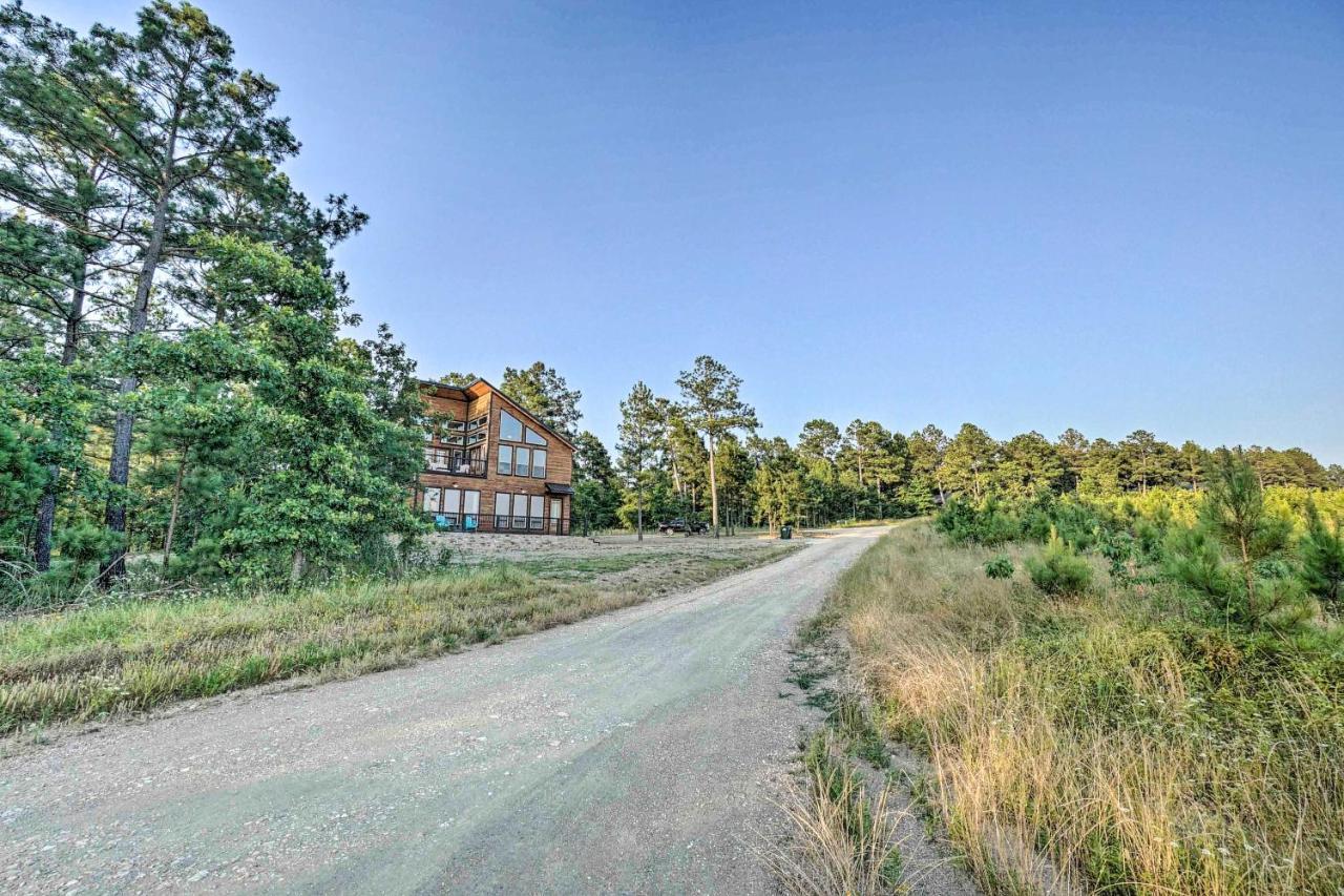 Modern Cabin With Hot Tub And Panoramic Views! Villa Broken Bow Eksteriør billede