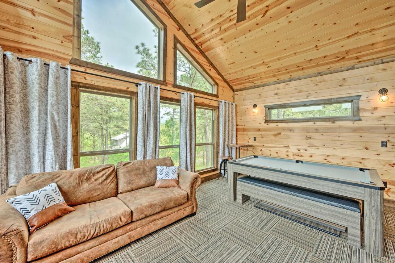 Modern Cabin With Hot Tub And Panoramic Views! Villa Broken Bow Eksteriør billede